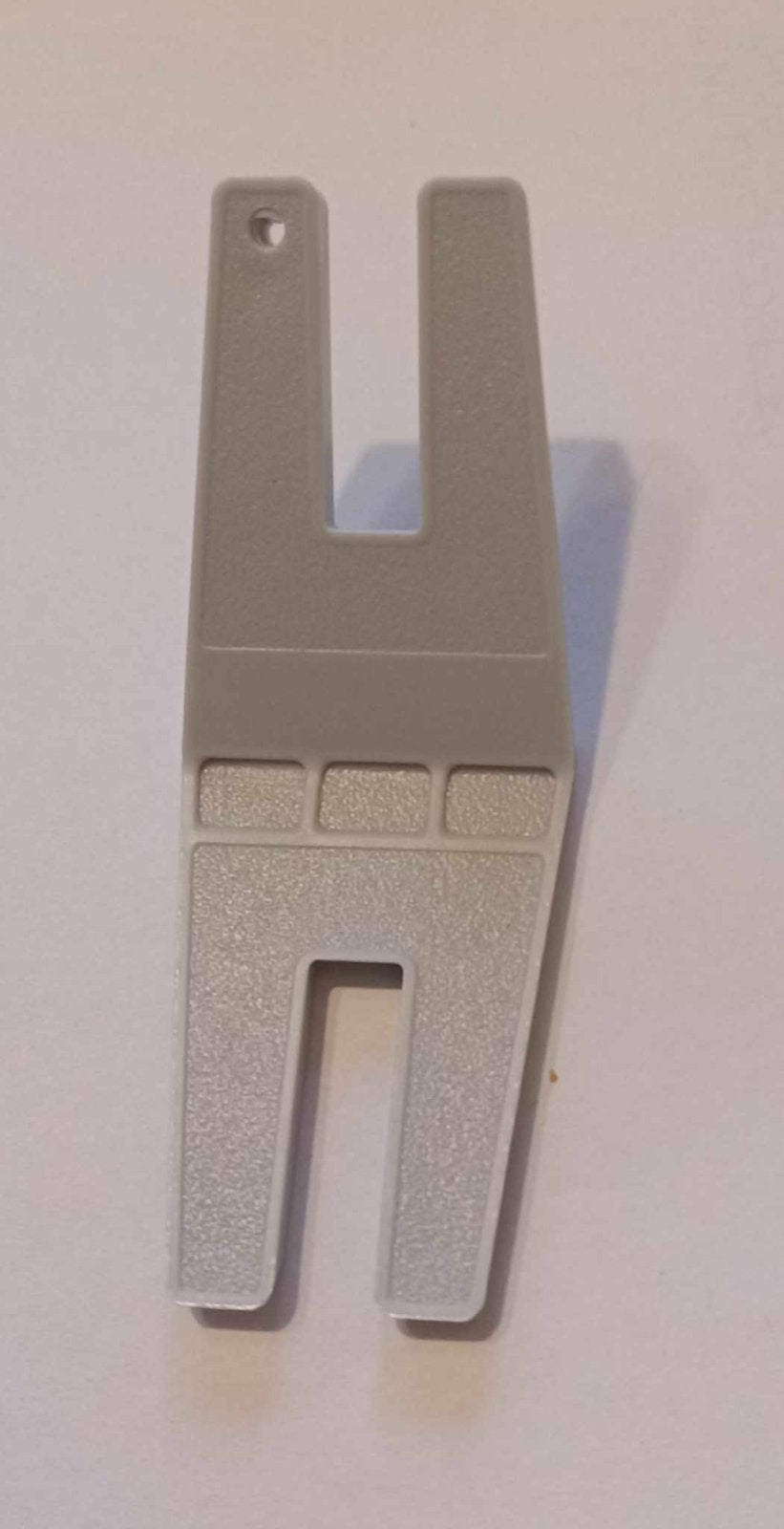 HV Button Reed